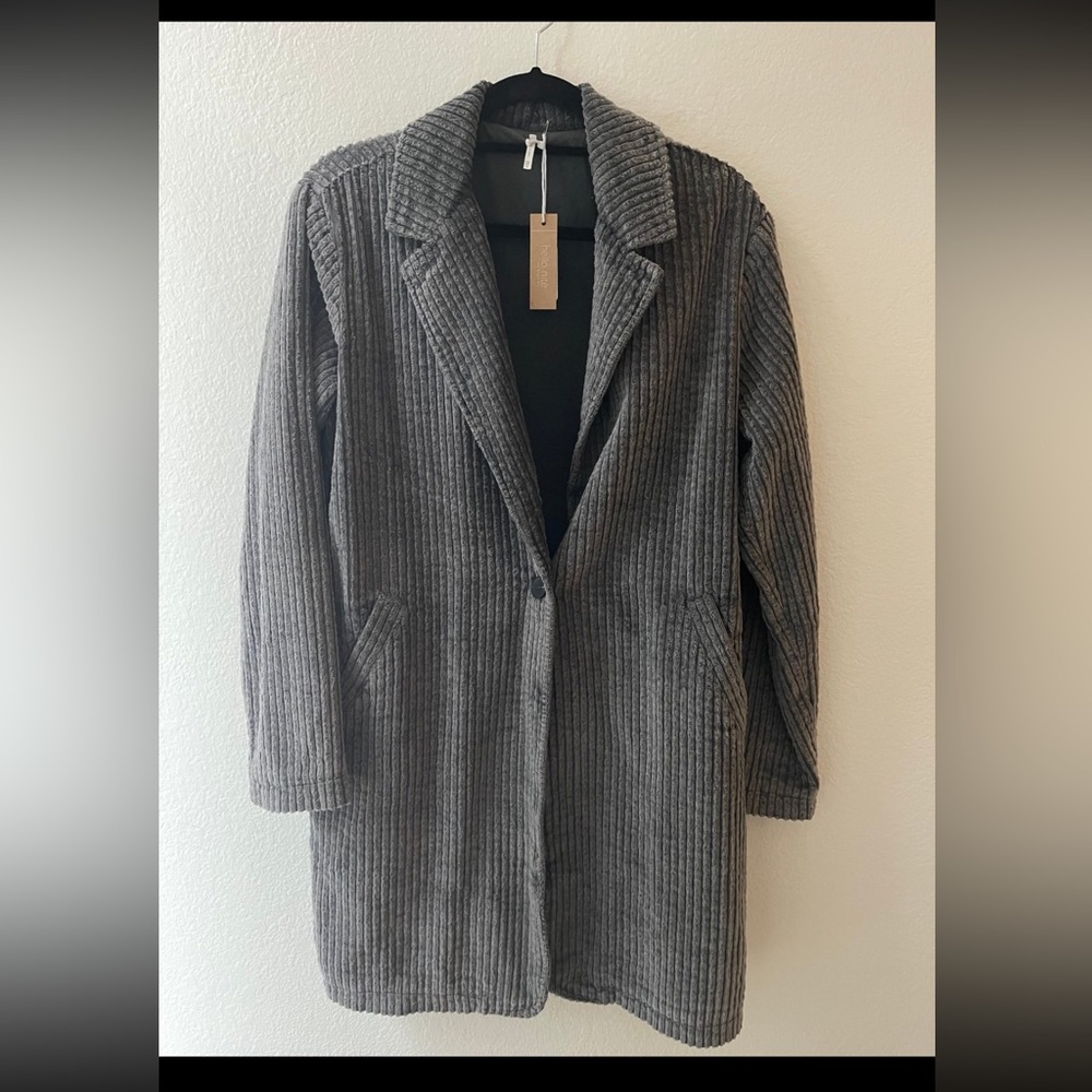 Hello Knite brand Gray Ribbed Women's Coat